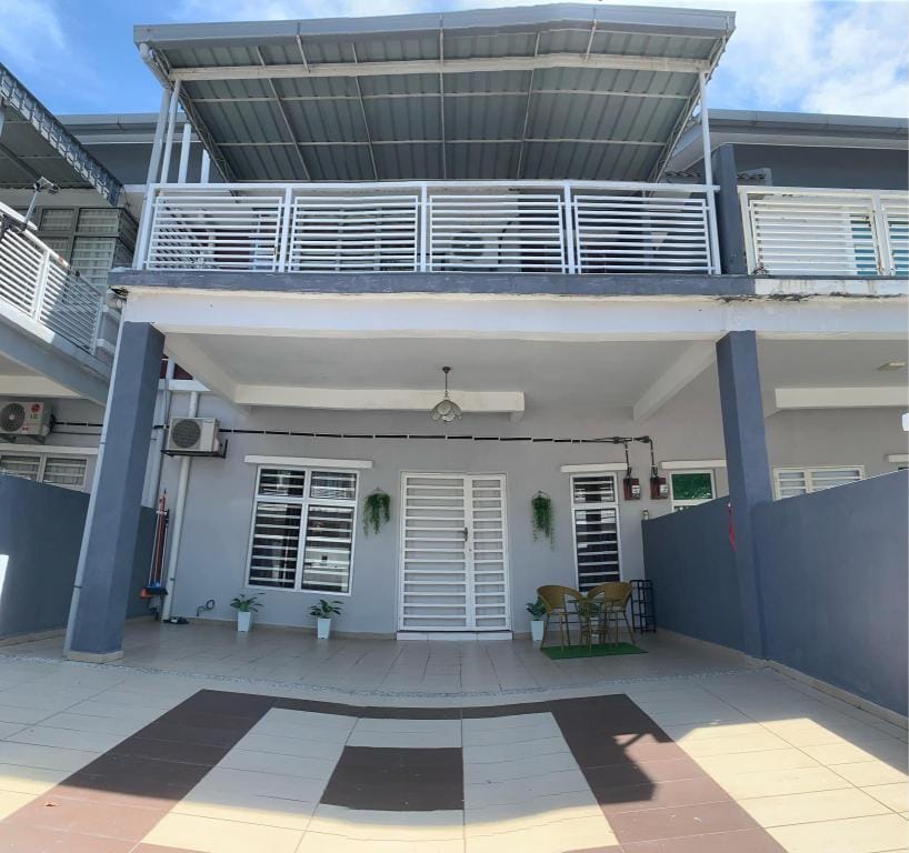 HOMESTAY TIARA VILLA Vacation rental in Port Dickson
