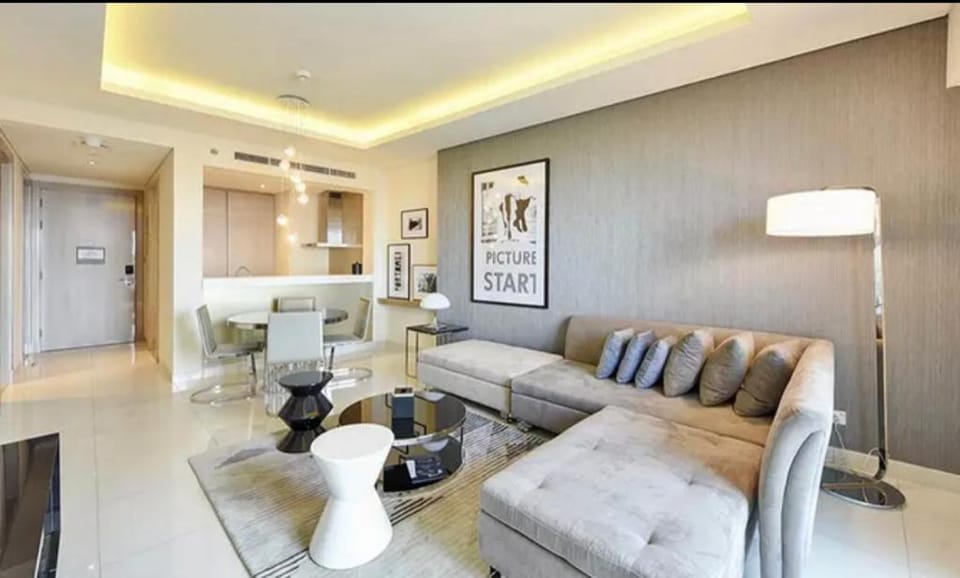 Luxury 1-bed apartment atDAMAC tower by Paramount Apartment in Dubai