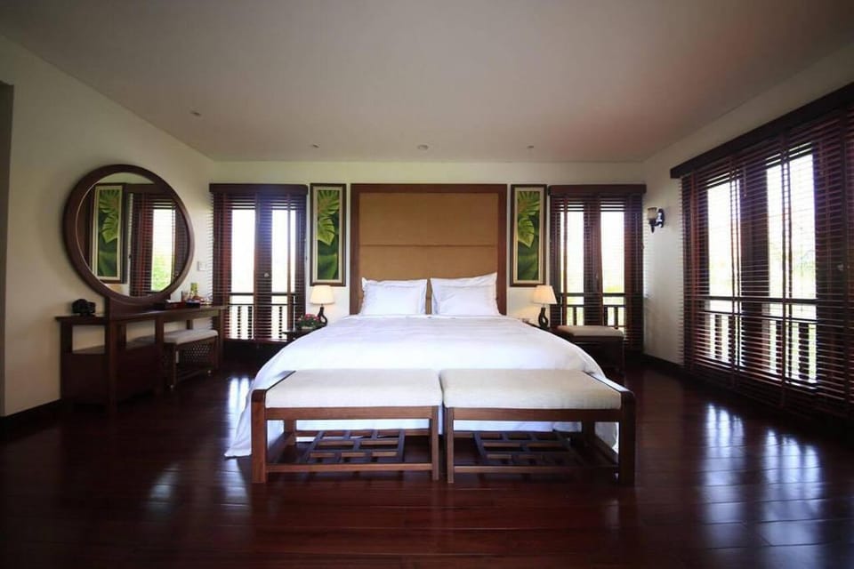 Palm Ocean View 3BR With Pool Purama Villa Danang  Villa in Da Nang