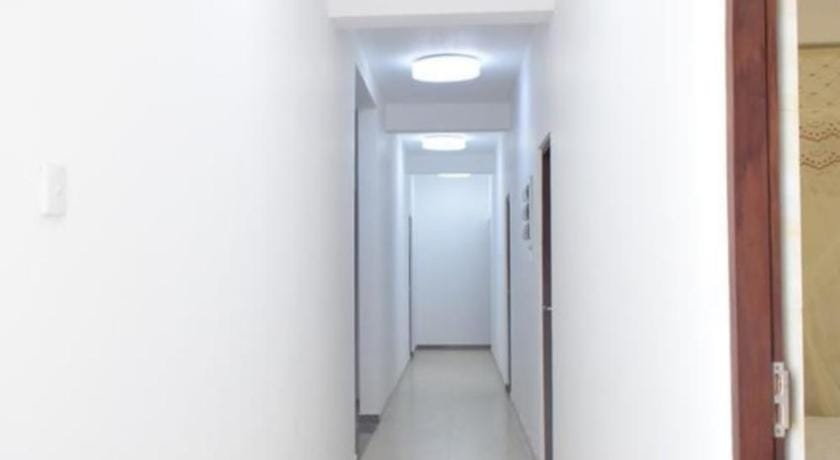 Hotel Cranberry Bed and Breakfast in Hikkaduwa