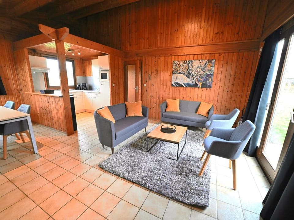Bungalow in Belgium near Ourthe River Vacation rental in Wallonia, Belgium