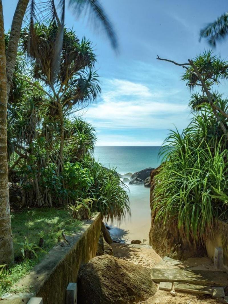 Paola Villa cosy holiday home with private beach Villa in Southern Province