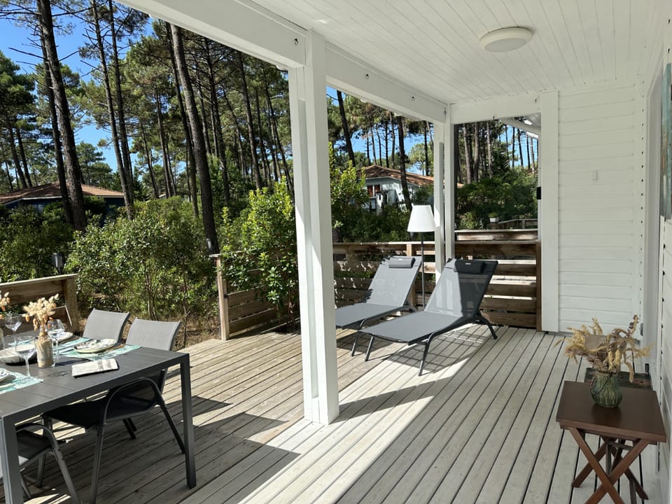 Chalet Mavalear naturiste la Jenny Apartment in Le Porge