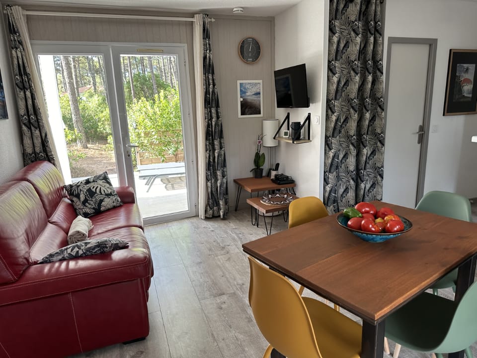 Chalet Mavalear naturiste la Jenny Apartment in Le Porge