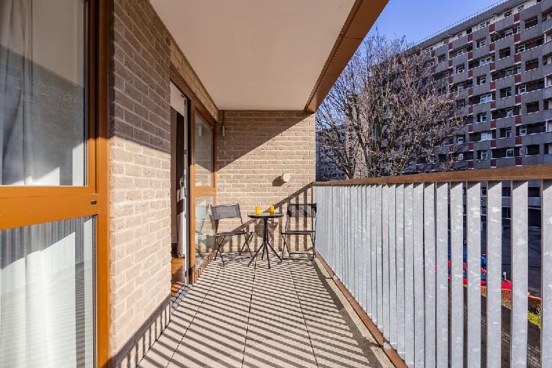One Bedroom Apartment in Shoreditch Square Apartment in London Borough of Hackney