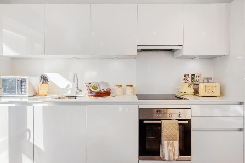 One Bedroom Apartment in Shoreditch Square Apartment in London Borough of Hackney