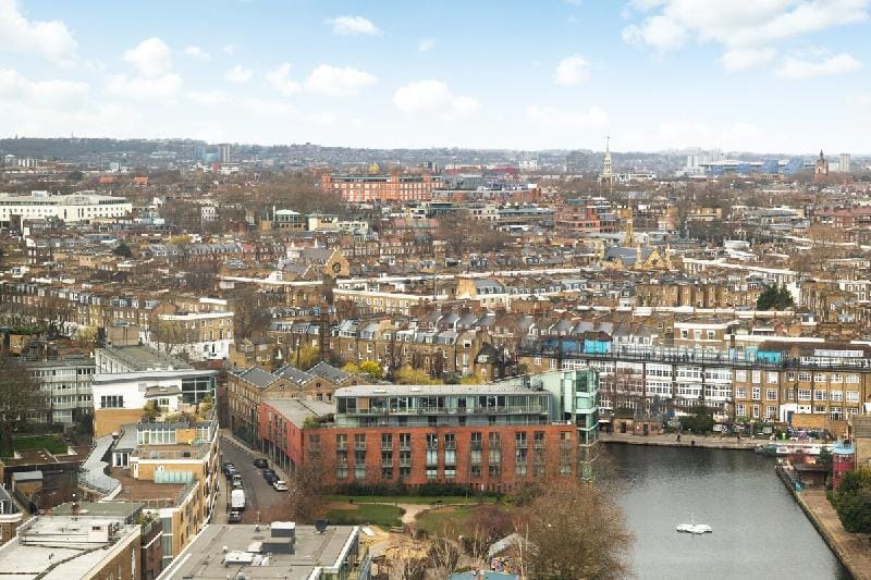 One Bedroom Elegant Apartments in Lexicon Apartment in London Borough of Islington