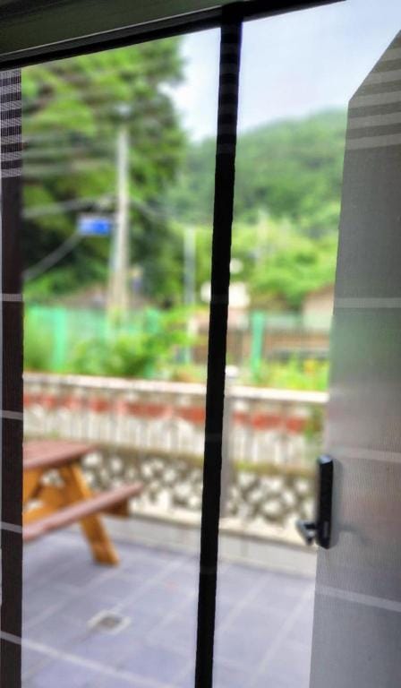 Ha-Wahyeon Suite 201 - Seaview Balcony! Apartment in South Korea