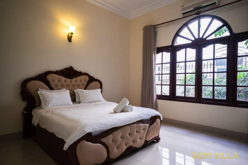 Gem villa 10 - 5 Big Bedroom, Big Pool, Big Garden Villa in Ho Chi Minh City