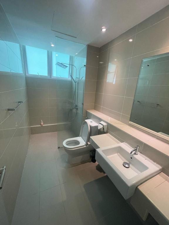 SK Homestay@ Sutera Avenue Kota Kinabalu A - 5 pax Apartment in Kota Kinabalu