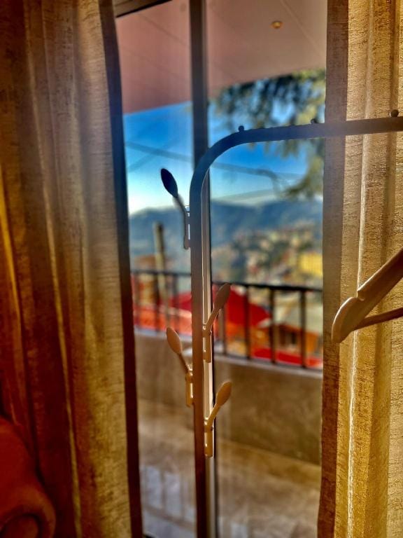 ANASTASIA-LUXURY LOFT SHIMLA Apartment in Shimla