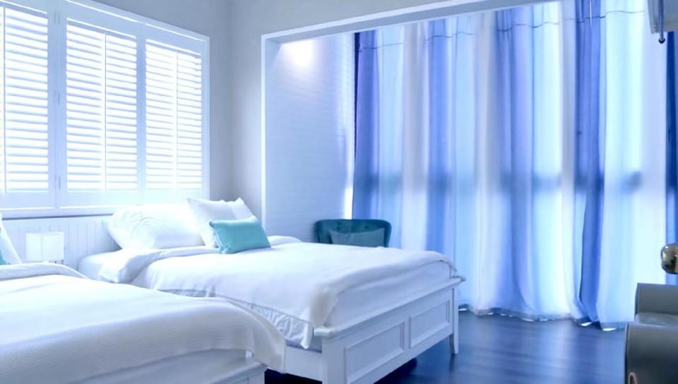 ATTIC✦SANTORINI Private Pool Luxury FamilySuite#37 Apartment in Malacca
