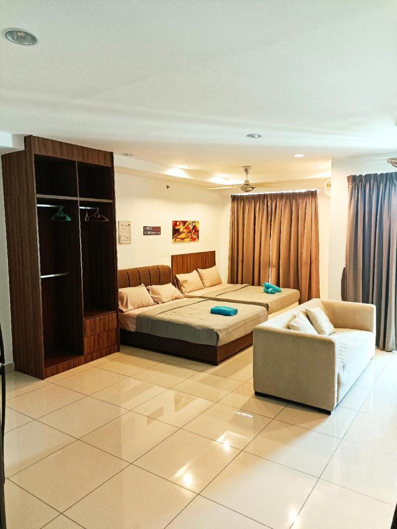 Mansion One 25Studio 6Pax Georgetown Gleaneagles  Apartment in George Town