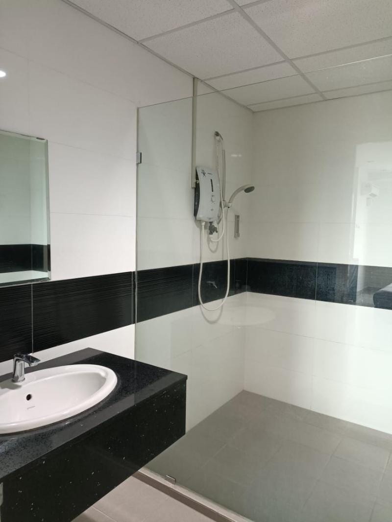 Mansion One 25Studio 6Pax Georgetown Gleaneagles  Apartment in George Town