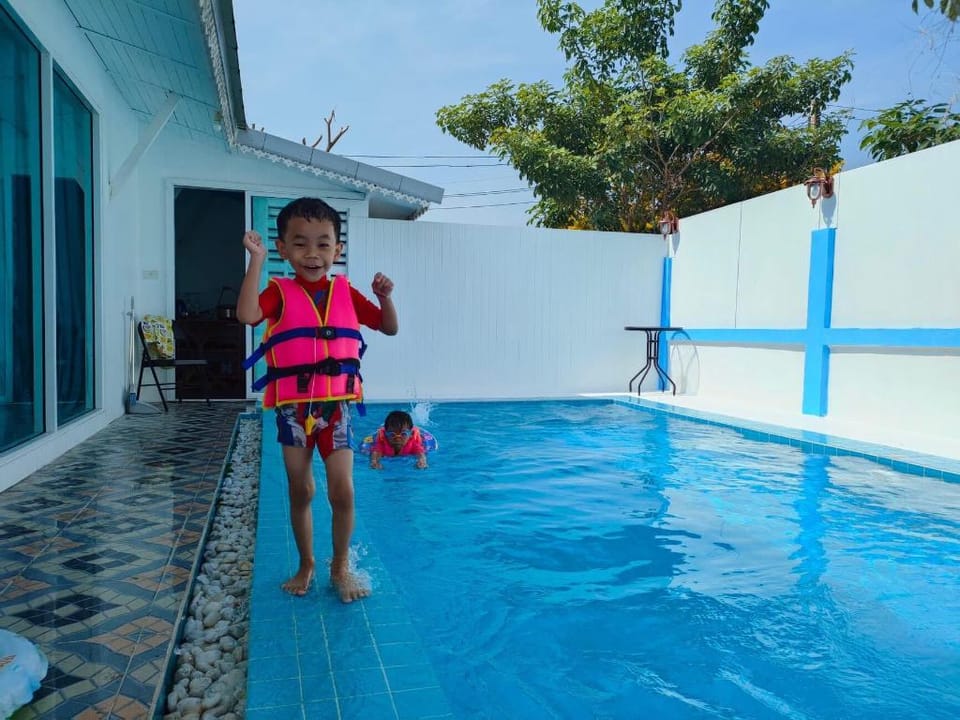 Baan Chomniwetpoolvilla cha am hua hin 3 Villa in Thailand