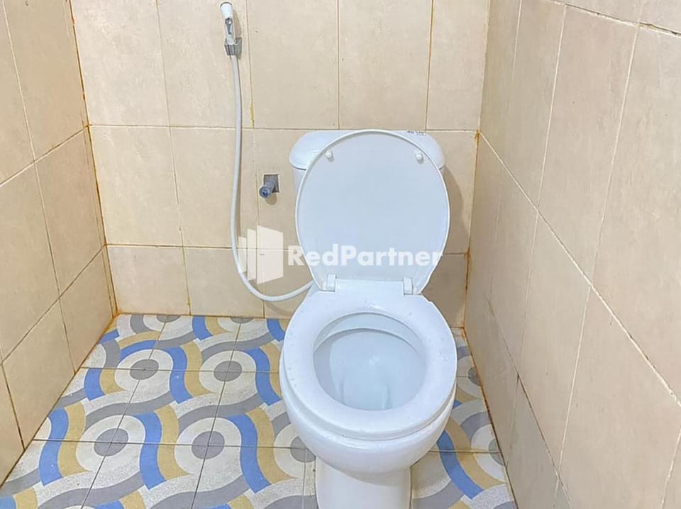 Homestay Tirtasari Pinrang City Center Mitra RedDoorz Hotel in Indonesia