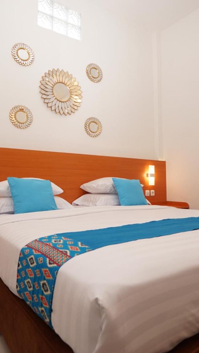 Jazz Room Kampung Inggris Syariah Bed and Breakfast in East Java