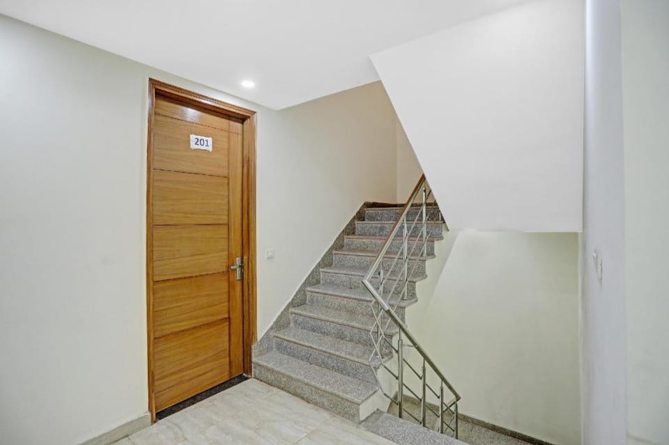 Hotel O Star Light Hotel in New Delhi