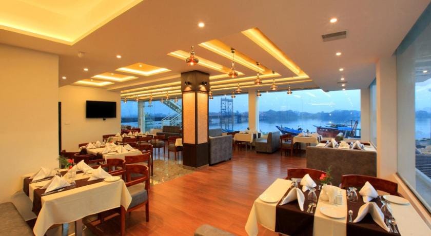 RAAS RESIDENCY Hotel in Kochi