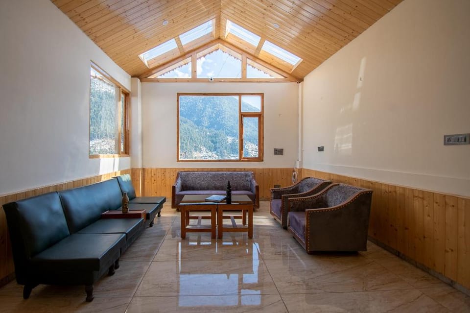 Rocky Mountain Lodge Jibhi Hotel in Himachal Pradesh
