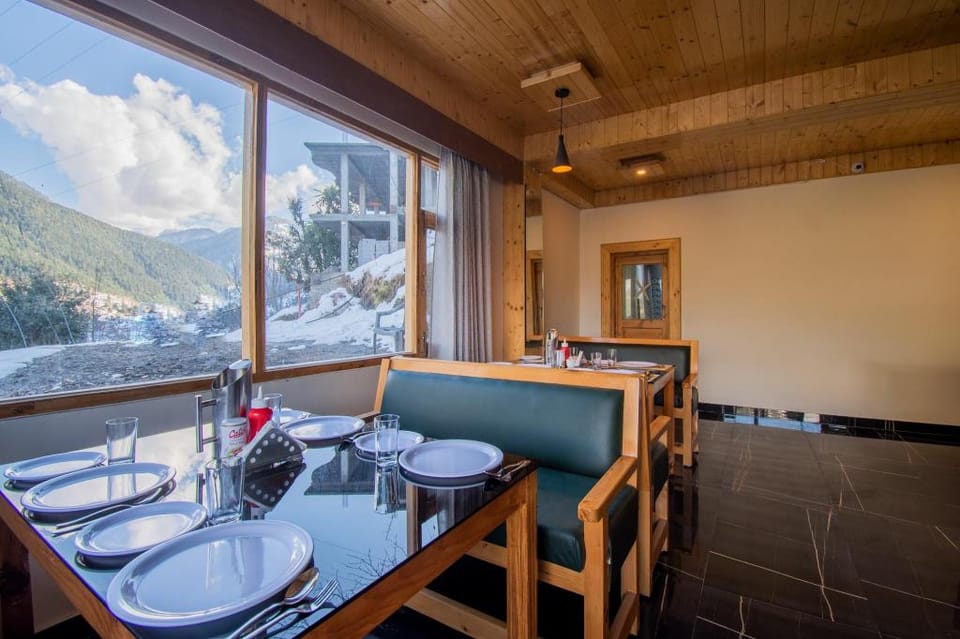 Rocky Mountain Lodge Jibhi Hotel in Himachal Pradesh