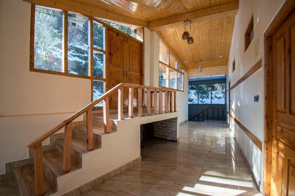 Rocky Mountain Lodge Jibhi Hotel in Himachal Pradesh