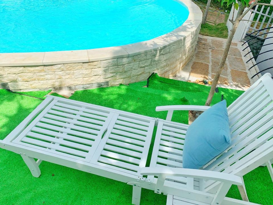 BLACK & WHITE VILLA VUNG TAU-Biệt Thự 5 Phòng Ngủ Villa in Vung Tau