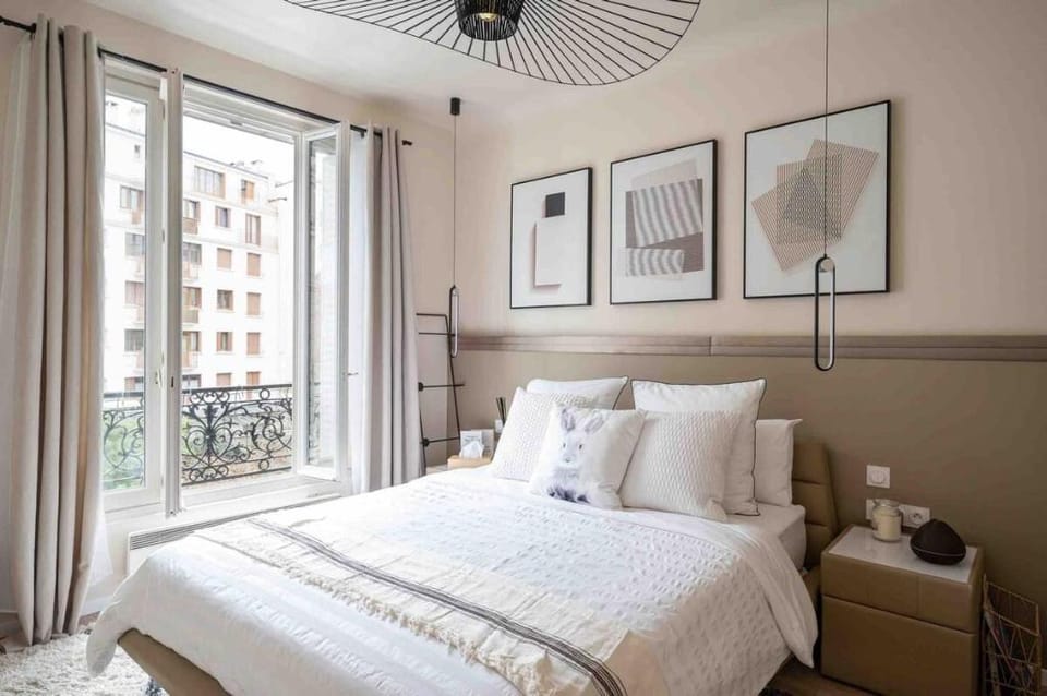 Large 2 Piece Paris Pte Versailles / New & Modern Apartment in Issy-les-Moulineaux