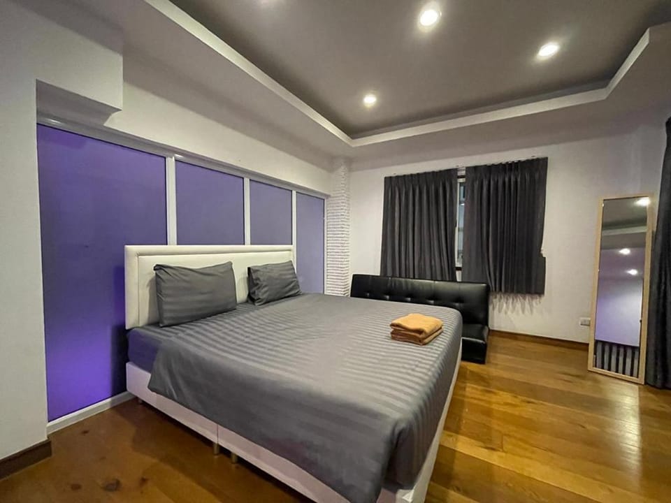 Game Over Pool Villa 4B Walking street 2 km Vacation rental in Pattaya City
