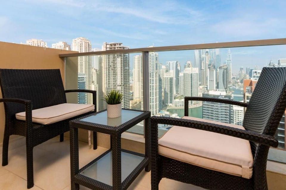 One Bedroom Apartment at Address Dubai Marina View Apartment in Dubai