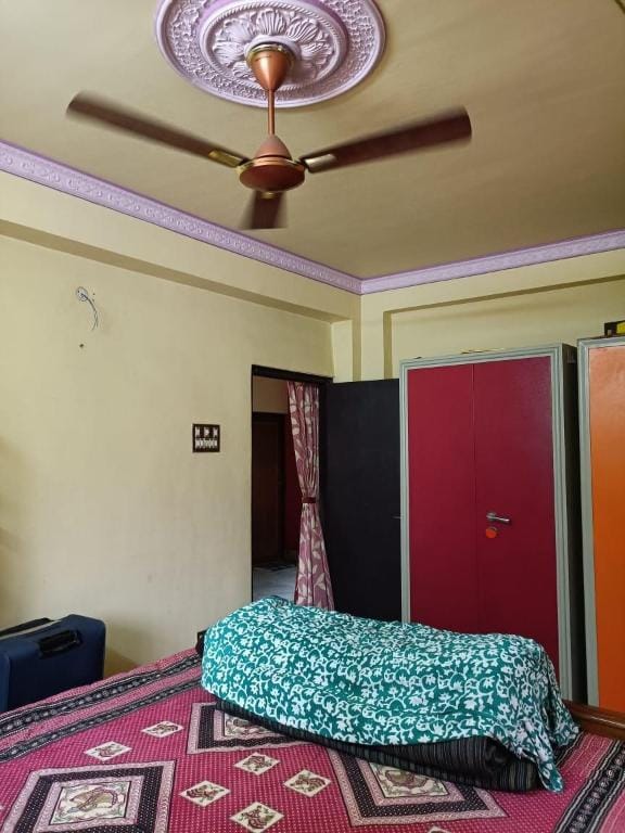 Parth's Abode - 2 BHK Fully Furnished Apartment  Apartment in Kolkata