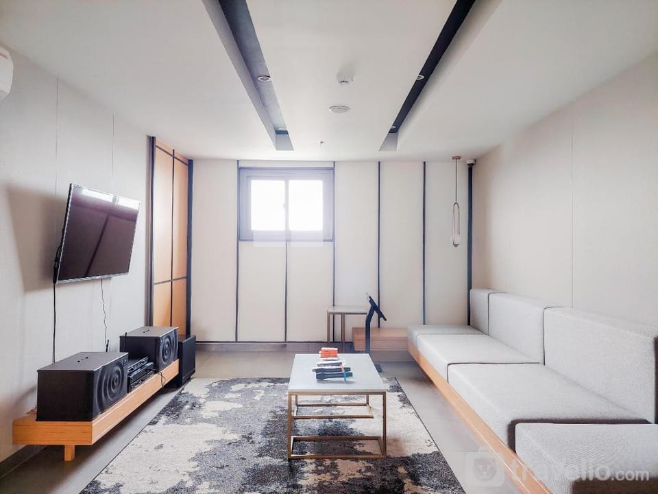 Comfort Studio at Embarcadero Bintaro By Travelio Apartment in Jakarta