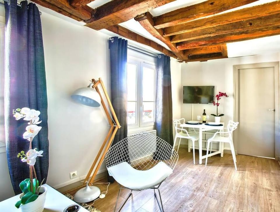 B 841  - Panthéon - Amazing flat Apartment in Paris