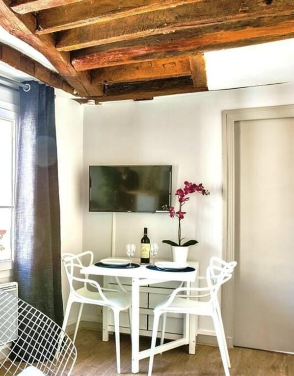B 841  - Panthéon - Amazing flat Apartment in Paris