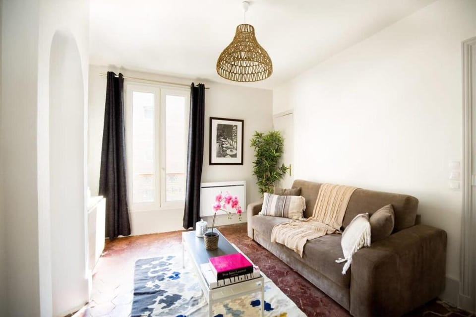 B 5499  - Appartement familial Apartment in Paris