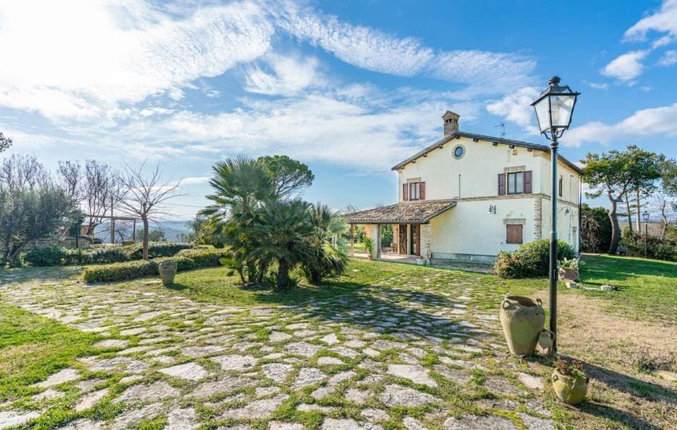Villa Bentivoglio - Casa Vacanze con piscina Vacation rental in Marche