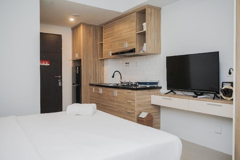 Nice and Cozy Studio Baileys Apartment By Travelio Apartment in South Jakarta City