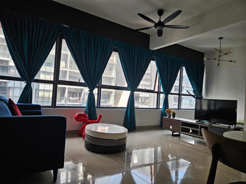 Arte KLCC | 2BR+2WC | Level 32 Apartment in Federal Territory of Kuala Lumpur