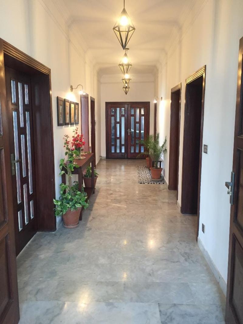 MONARCA GUEST HOUSE - Sector F-15/1  Islamabad.  Apartment in Islamabad