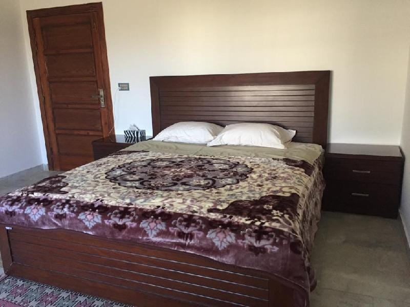MONARCA GUEST HOUSE - Sector F-15/1  Islamabad.  Apartment in Islamabad