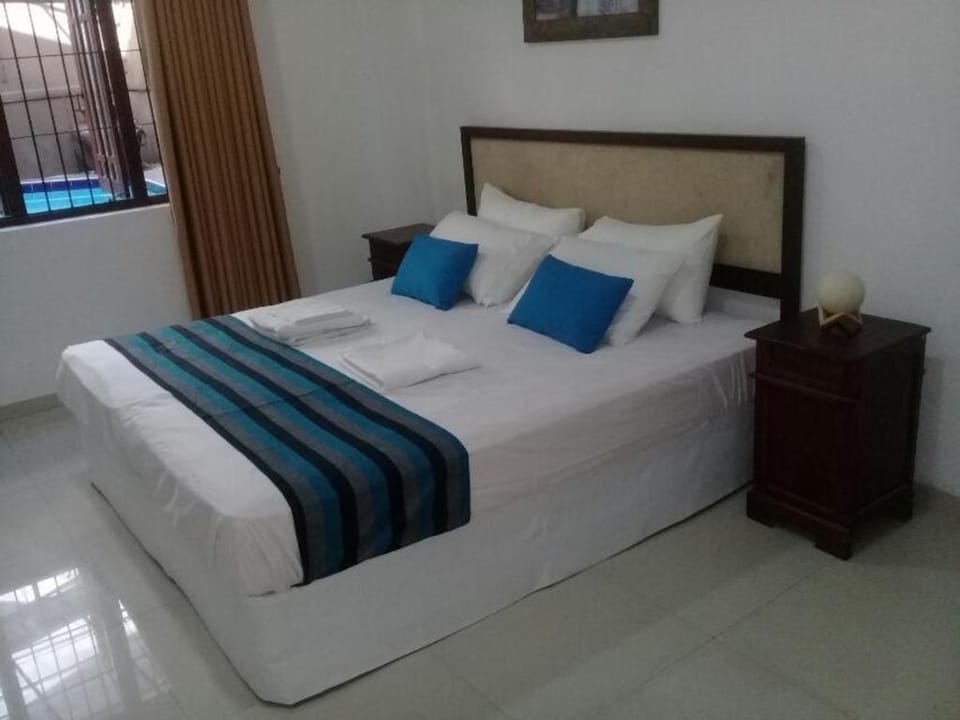 Aqualine Residencies, Dehiwala Vacation rental in Dehiwala-Mount Lavinia