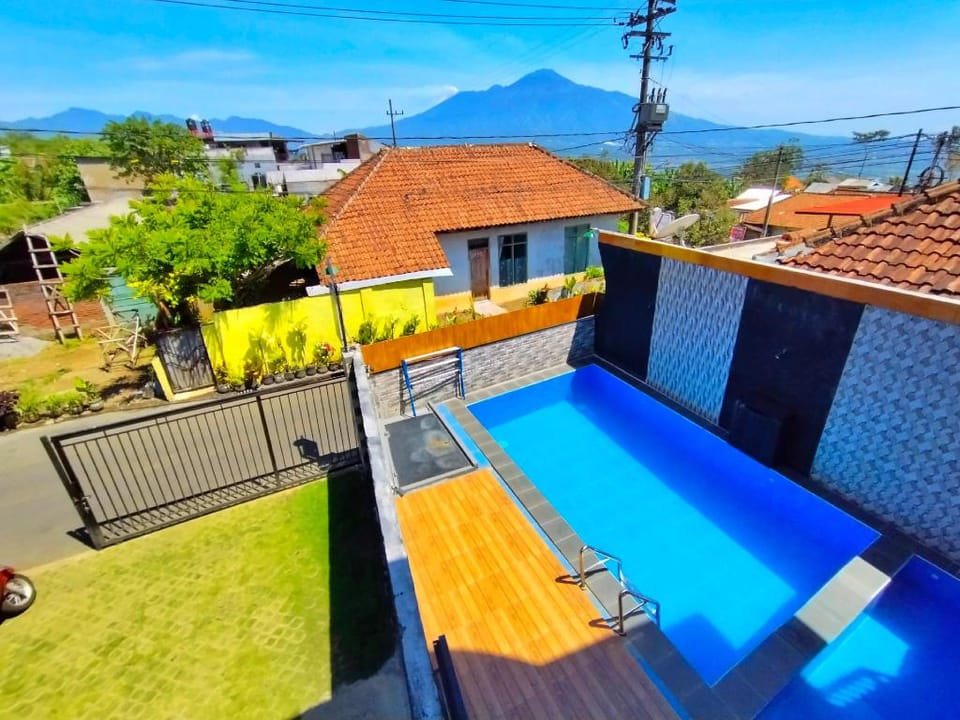 Villa Eren Hotel in Batu