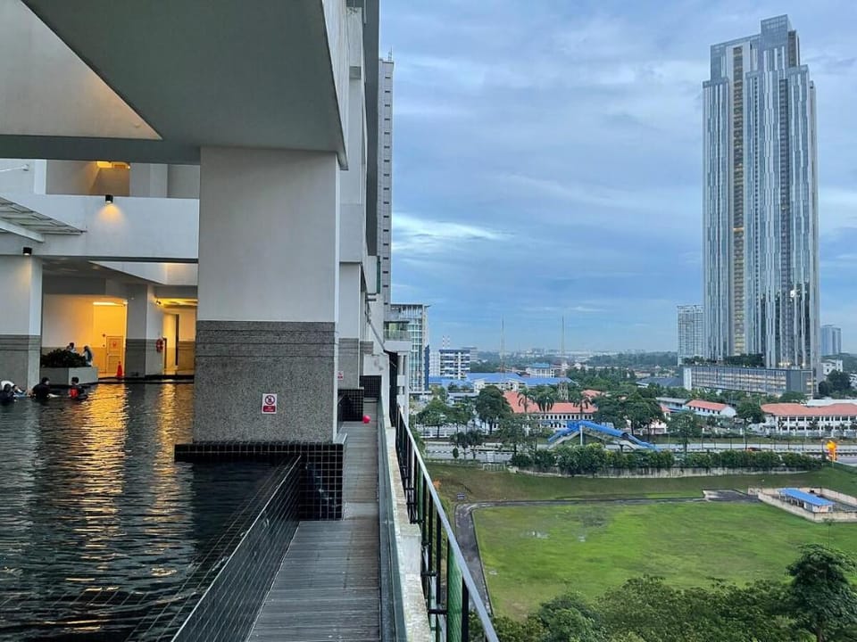 D'Home Suite by NestHome 【Twin Galaxy•Sky Pool】 Apartment in Johor Bahru