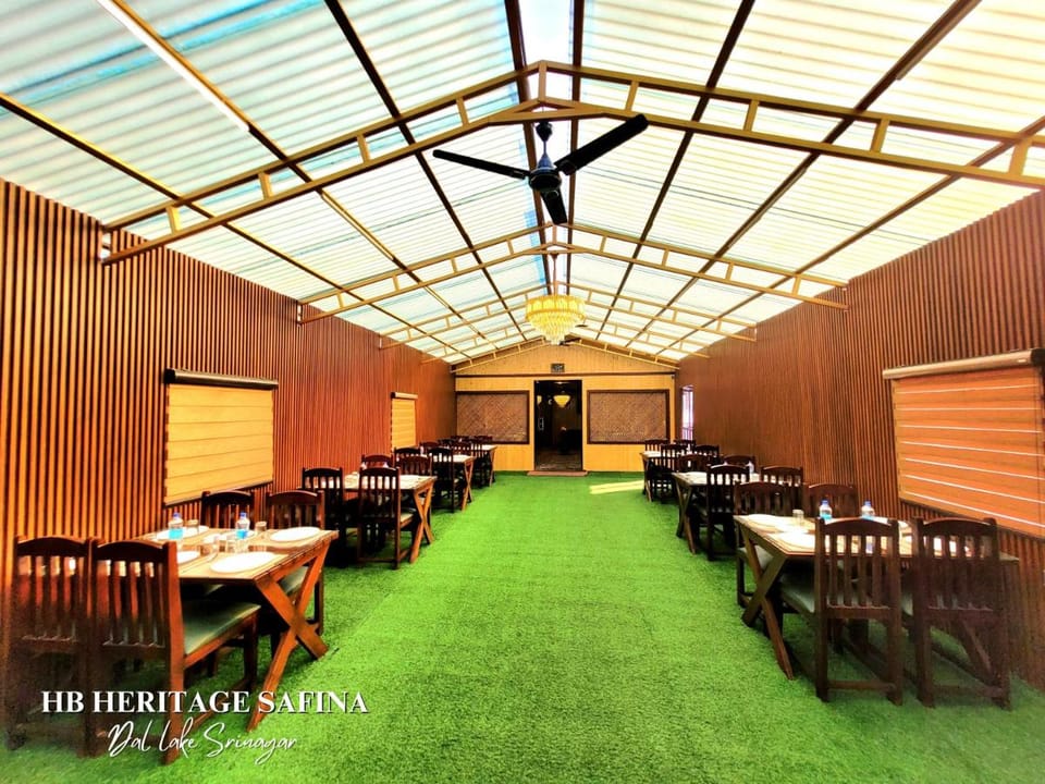 The Heritage Safina group of houseboats Hotel in India