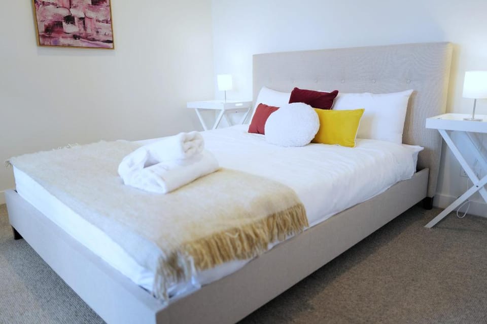 Lovely Home in midtown Box Hill two beds ELL6A Apartment in Melbourne