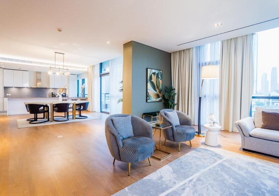 Fancy Retreat With Burj Khalifa And Skyline Views Apartment in Dubai