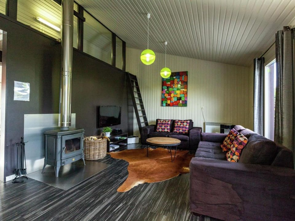 Chalet in Bullingen  for 6 Person Vacation rental in Wallonia, Belgium