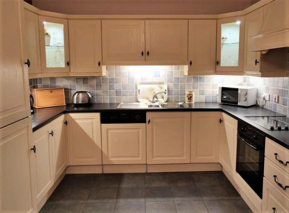 Donegal Cottage with Luxury Hot Tub Vacation rental in County Donegal