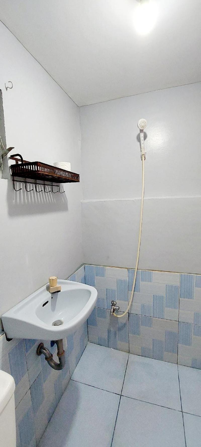 Genna's Tourist Inn Budget Room  Villa in Central Visayas