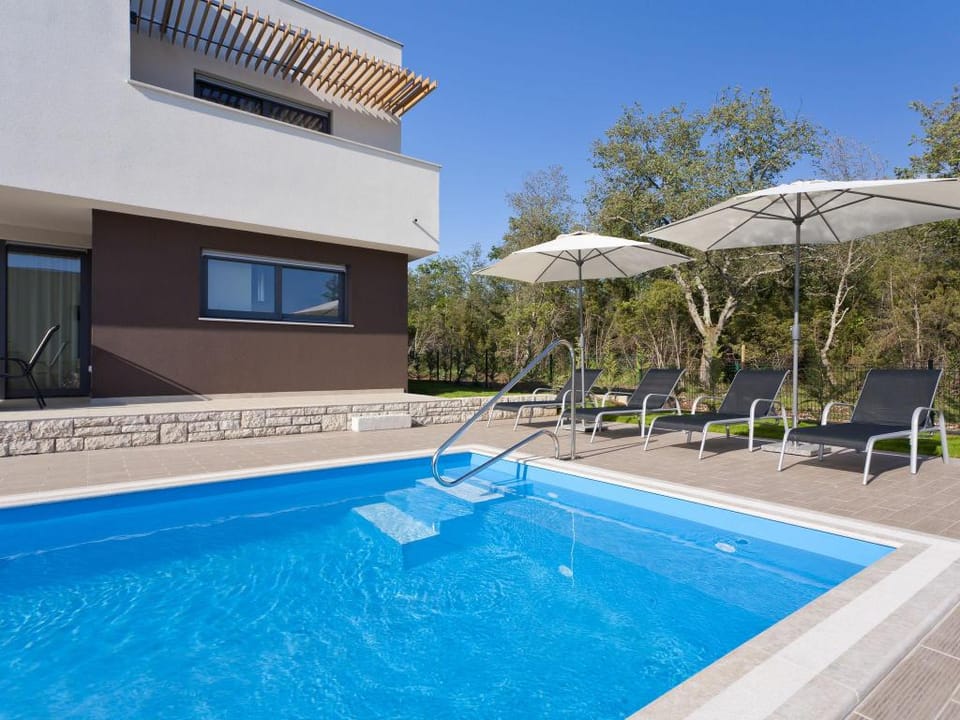 Villa in Novigrad with Pool  Rooftop Terrace Villa in Istria County